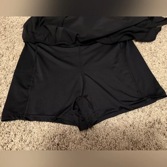 Target High Waisted Skort w/ Phone Pocket - Picture 7 of 8